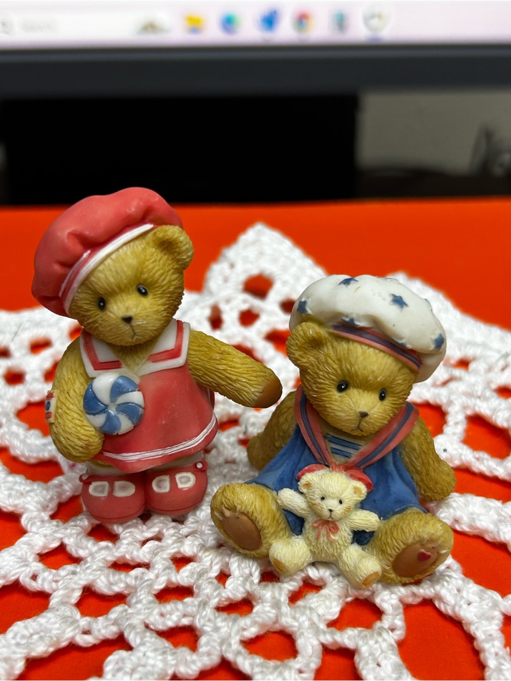 Cherished Teddies set of 2 mini bears 1-1/2” tall